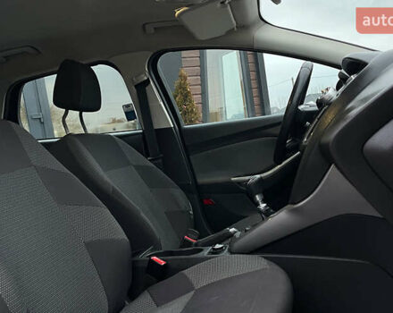 Серый Форд Фокус, объемом двигателя 1.56 л и пробегом 193 тыс. км за 7800 $, фото 22 на Automoto.ua