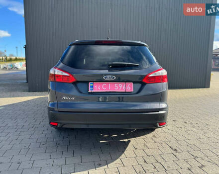 Серый Форд Фокус, объемом двигателя 1.6 л и пробегом 227 тыс. км за 7950 $, фото 6 на Automoto.ua