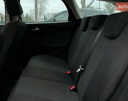Серый Форд Фокус, объемом двигателя 1.56 л и пробегом 193 тыс. км за 7800 $, фото 20 на Automoto.ua