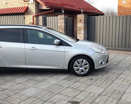 Серый Форд Фокус, объемом двигателя 1.56 л и пробегом 257 тыс. км за 5750 $, фото 2 на Automoto.ua