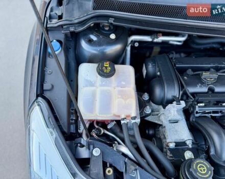 Серый Форд Фокус, объемом двигателя 1.6 л и пробегом 235 тыс. км за 6599 $, фото 59 на Automoto.ua