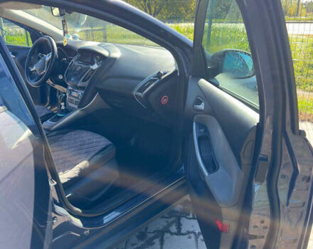 Серый Форд Фокус, объемом двигателя 1.56 л и пробегом 310 тыс. км за 7450 $, фото 14 на Automoto.ua