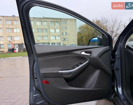 Серый Форд Фокус, объемом двигателя 1.6 л и пробегом 228 тыс. км за 6900 $, фото 46 на Automoto.ua