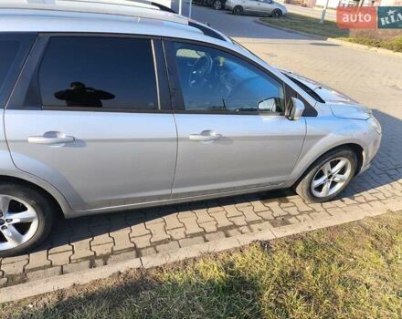 Серый Форд Фокус, объемом двигателя 1.6 л и пробегом 246 тыс. км за 5600 $, фото 9 на Automoto.ua