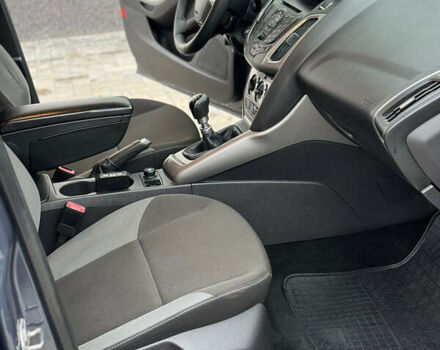 Серый Форд Фокус, объемом двигателя 1.6 л и пробегом 224 тыс. км за 7700 $, фото 18 на Automoto.ua