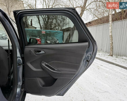 Сірий Форд Фокус, об'ємом двигуна 1.6 л та пробігом 228 тис. км за 6600 $, фото 24 на Automoto.ua