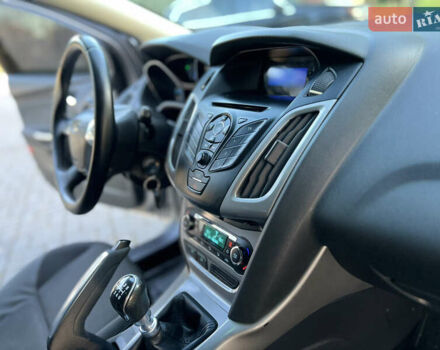 Серый Форд Фокус, объемом двигателя 1.6 л и пробегом 236 тыс. км за 6800 $, фото 32 на Automoto.ua