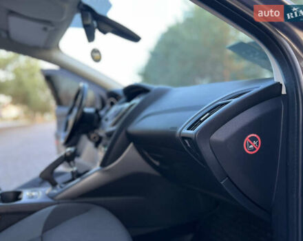 Серый Форд Фокус, объемом двигателя 1.6 л и пробегом 236 тыс. км за 6800 $, фото 31 на Automoto.ua