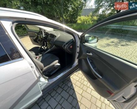 Сірий Форд Фокус, об'ємом двигуна 1.6 л та пробігом 191 тис. км за 8300 $, фото 38 на Automoto.ua