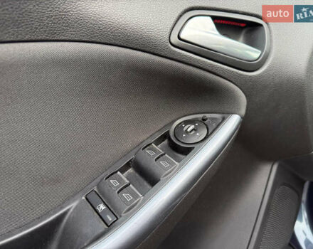 Серый Форд Фокус, объемом двигателя 1.6 л и пробегом 228 тыс. км за 6900 $, фото 29 на Automoto.ua