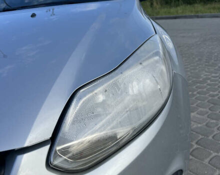 Серый Форд Фокус, объемом двигателя 1.56 л и пробегом 254 тыс. км за 7300 $, фото 1 на Automoto.ua