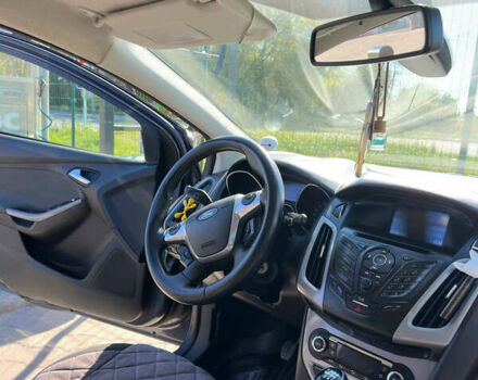 Серый Форд Фокус, объемом двигателя 1.56 л и пробегом 310 тыс. км за 7450 $, фото 12 на Automoto.ua