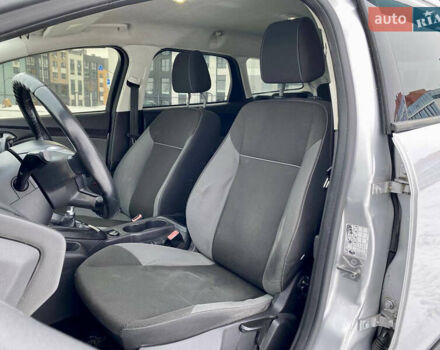 Серый Форд Фокус, объемом двигателя 1.6 л и пробегом 267 тыс. км за 5899 $, фото 15 на Automoto.ua