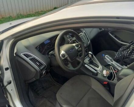 Серый Форд Фокус, объемом двигателя 2 л и пробегом 270 тыс. км за 8100 $, фото 7 на Automoto.ua