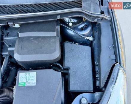 Серый Форд Фокус, объемом двигателя 1.6 л и пробегом 235 тыс. км за 6599 $, фото 58 на Automoto.ua