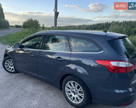 Серый Форд Фокус, объемом двигателя 1.6 л и пробегом 305 тыс. км за 7600 $, фото 16 на Automoto.ua