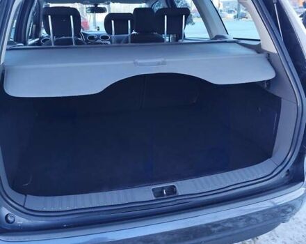 Сірий Форд Фокус, об'ємом двигуна 1.6 л та пробігом 246 тис. км за 6000 $, фото 28 на Automoto.ua