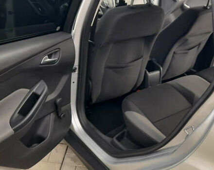 Серый Форд Фокус, объемом двигателя 1.56 л и пробегом 257 тыс. км за 5750 $, фото 14 на Automoto.ua