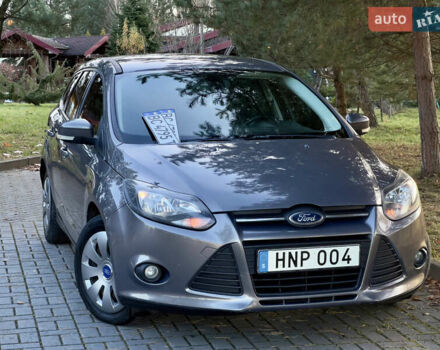 Серый Форд Фокус, объемом двигателя 1.6 л и пробегом 236 тыс. км за 6800 $, фото 2 на Automoto.ua