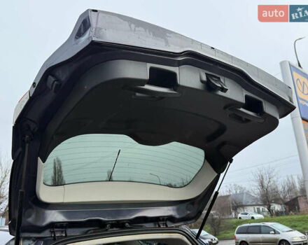 Серый Форд Фокус, объемом двигателя 1.6 л и пробегом 228 тыс. км за 6900 $, фото 48 на Automoto.ua