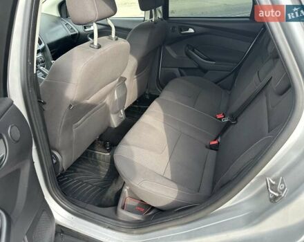 Серый Форд Фокус, объемом двигателя 1.6 л и пробегом 194 тыс. км за 8250 $, фото 28 на Automoto.ua