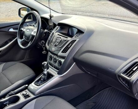 Серый Форд Фокус, объемом двигателя 1.6 л и пробегом 265 тыс. км за 6600 $, фото 11 на Automoto.ua