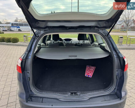 Серый Форд Фокус, объемом двигателя 1.6 л и пробегом 190 тыс. км за 8700 $, фото 60 на Automoto.ua