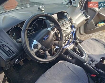 Серый Форд Фокус, объемом двигателя 1.56 л и пробегом 280 тыс. км за 6700 $, фото 7 на Automoto.ua