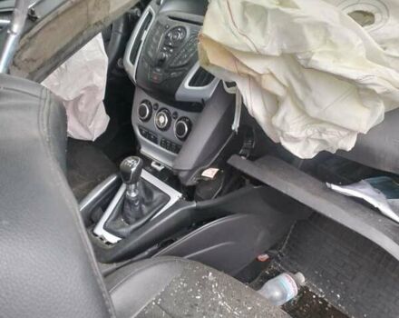 Серый Форд Фокус, объемом двигателя 1.6 л и пробегом 250 тыс. км за 2200 $, фото 5 на Automoto.ua