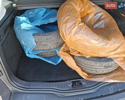 Сірий Форд Фокус, об'ємом двигуна 1.6 л та пробігом 255 тис. км за 6950 $, фото 18 на Automoto.ua