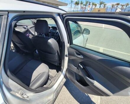 Серый Форд Фокус, объемом двигателя 1.56 л и пробегом 374 тыс. км за 6500 $, фото 1 на Automoto.ua