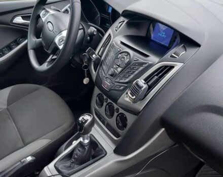 Сірий Форд Фокус, об'ємом двигуна 2 л та пробігом 265 тис. км за 7100 $, фото 5 на Automoto.ua