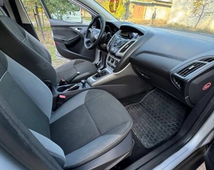 Серый Форд Фокус, объемом двигателя 1.6 л и пробегом 236 тыс. км за 4800 $, фото 7 на Automoto.ua