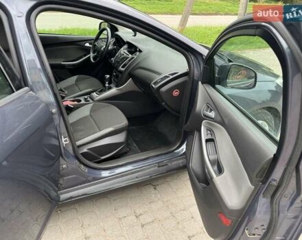 Серый Форд Фокус, объемом двигателя 1.6 л и пробегом 260 тыс. км за 7200 $, фото 23 на Automoto.ua