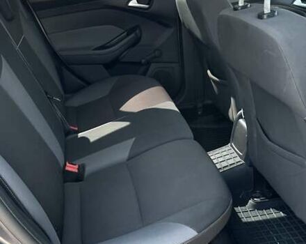 Серый Форд Фокус, объемом двигателя 1.6 л и пробегом 202 тыс. км за 8100 $, фото 12 на Automoto.ua