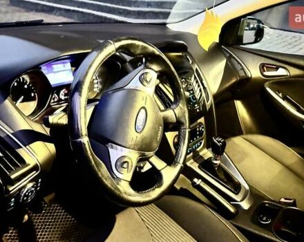 Серый Форд Фокус, объемом двигателя 1.56 л и пробегом 289 тыс. км за 7700 $, фото 14 на Automoto.ua