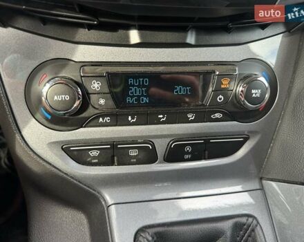 Серый Форд Фокус, объемом двигателя 1.6 л и пробегом 194 тыс. км за 8250 $, фото 26 на Automoto.ua