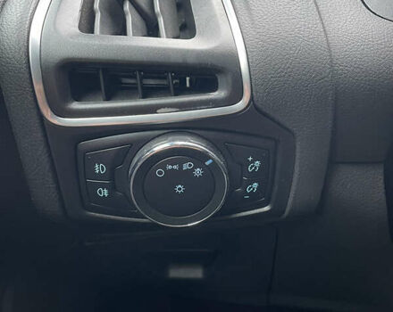 Серый Форд Фокус, объемом двигателя 1.56 л и пробегом 249 тыс. км за 8999 $, фото 10 на Automoto.ua