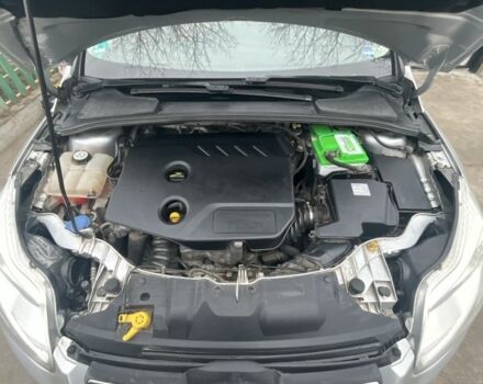 Серый Форд Фокус, объемом двигателя 1.6 л и пробегом 248 тыс. км за 7200 $, фото 5 на Automoto.ua