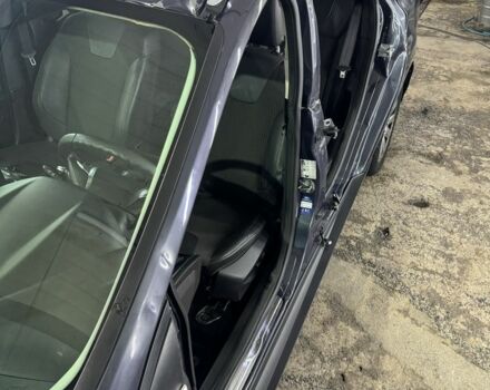 Серый Форд Фокус, объемом двигателя 1.6 л и пробегом 180 тыс. км за 3500 $, фото 7 на Automoto.ua