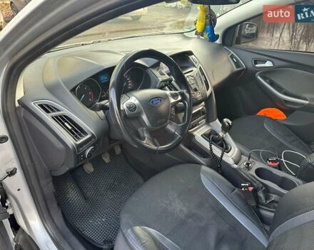 Серый Форд Фокус, объемом двигателя 1.6 л и пробегом 306 тыс. км за 7100 $, фото 8 на Automoto.ua