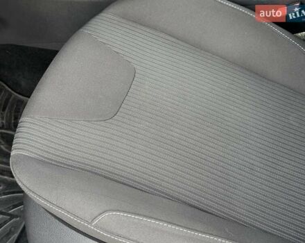 Серый Форд Фокус, объемом двигателя 1.6 л и пробегом 194 тыс. км за 8250 $, фото 18 на Automoto.ua