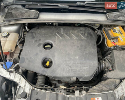 Сірий Форд Фокус, об'ємом двигуна 1.56 л та пробігом 243 тис. км за 7300 $, фото 10 на Automoto.ua