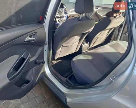 Серый Форд Фокус, объемом двигателя 1.56 л и пробегом 280 тыс. км за 6700 $, фото 3 на Automoto.ua