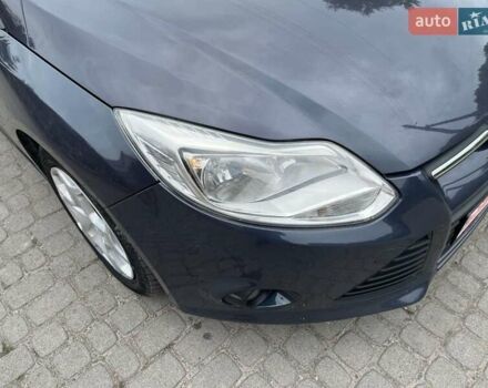 Серый Форд Фокус, объемом двигателя 1.6 л и пробегом 260 тыс. км за 7200 $, фото 9 на Automoto.ua