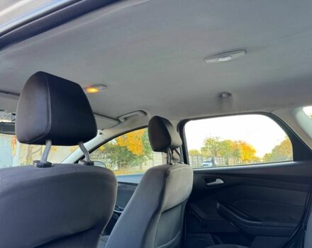 Серый Форд Фокус, объемом двигателя 1.6 л и пробегом 236 тыс. км за 4800 $, фото 5 на Automoto.ua