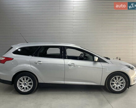 Серый Форд Фокус, объемом двигателя 1.6 л и пробегом 248 тыс. км за 7999 $, фото 8 на Automoto.ua