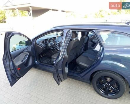 Серый Форд Фокус, объемом двигателя 1.56 л и пробегом 240 тыс. км за 7500 $, фото 14 на Automoto.ua