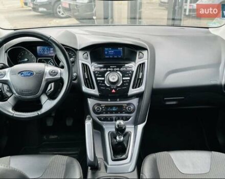 Сірий Форд Фокус, об'ємом двигуна 1.6 л та пробігом 235 тис. км за 8200 $, фото 14 на Automoto.ua
