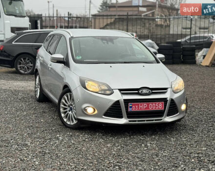 Серый Форд Фокус, объемом двигателя 2 л и пробегом 180 тыс. км за 8950 $, фото 1 на Automoto.ua